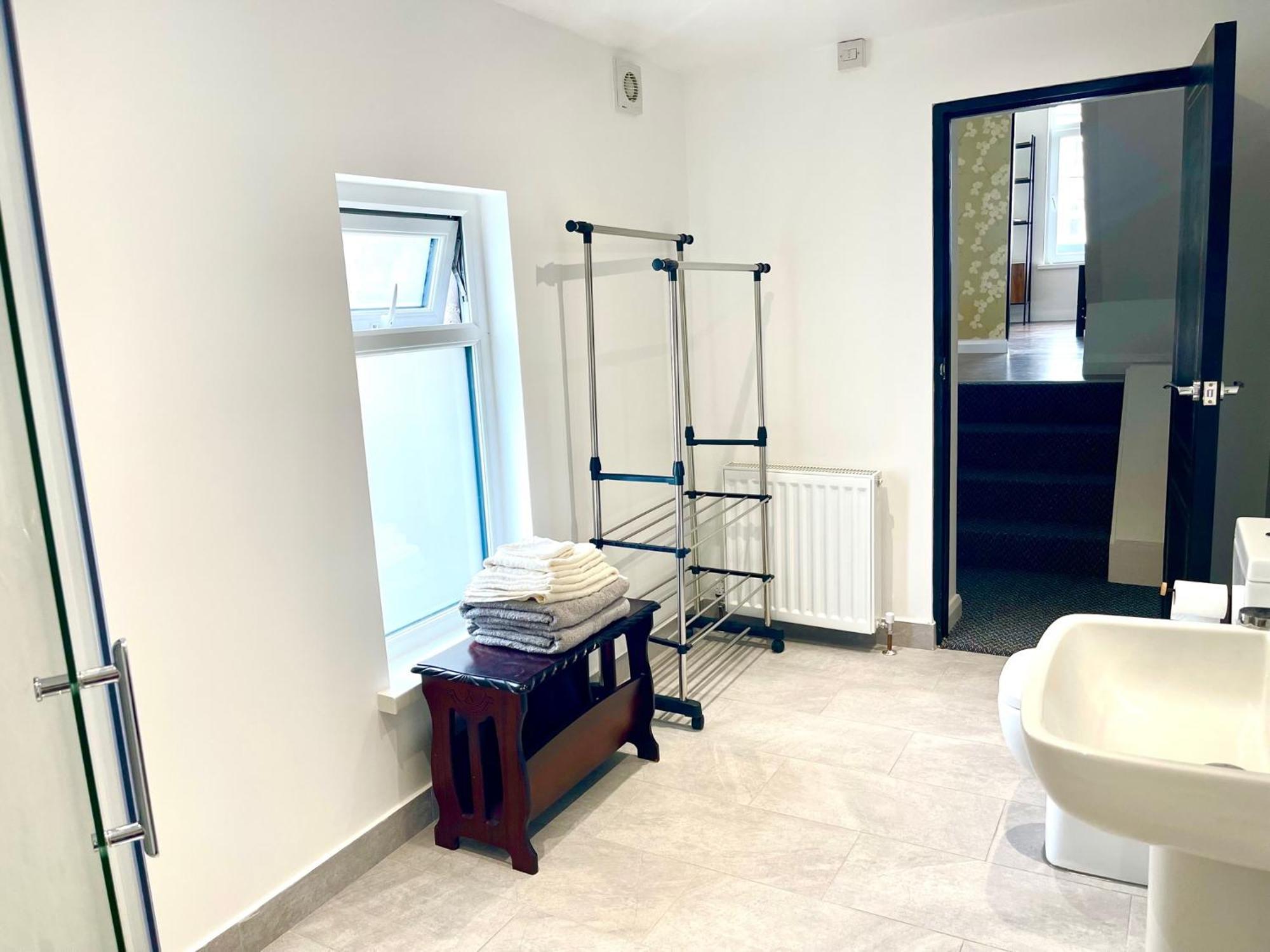 Entire Yellowapt Near Belfast City Centre - Free Parking - Up To 3 Guests - 2 Beds Ngoại thất bức ảnh